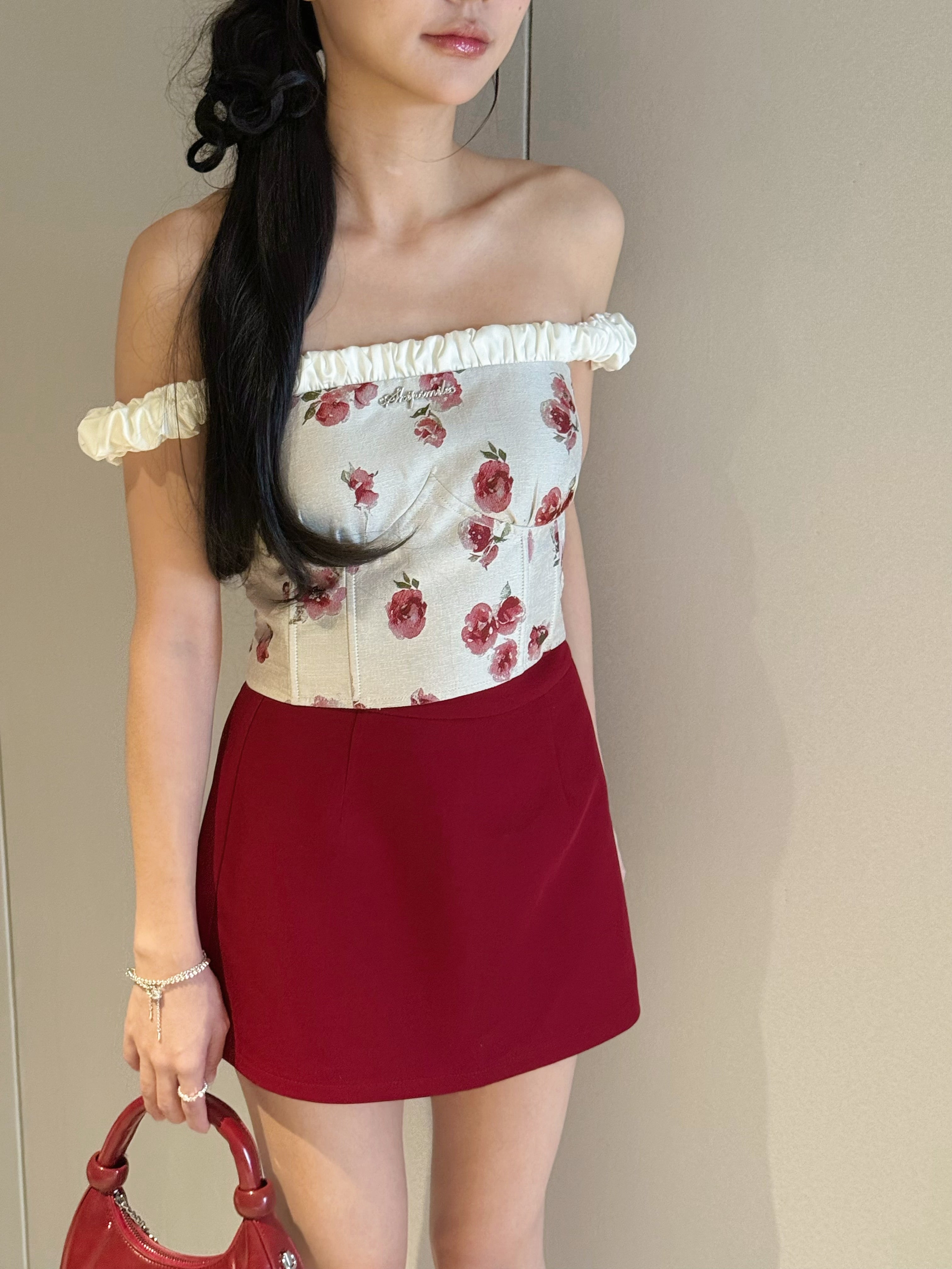 De Classy Skirt 经典小短裙 ♥️ (Maroon)