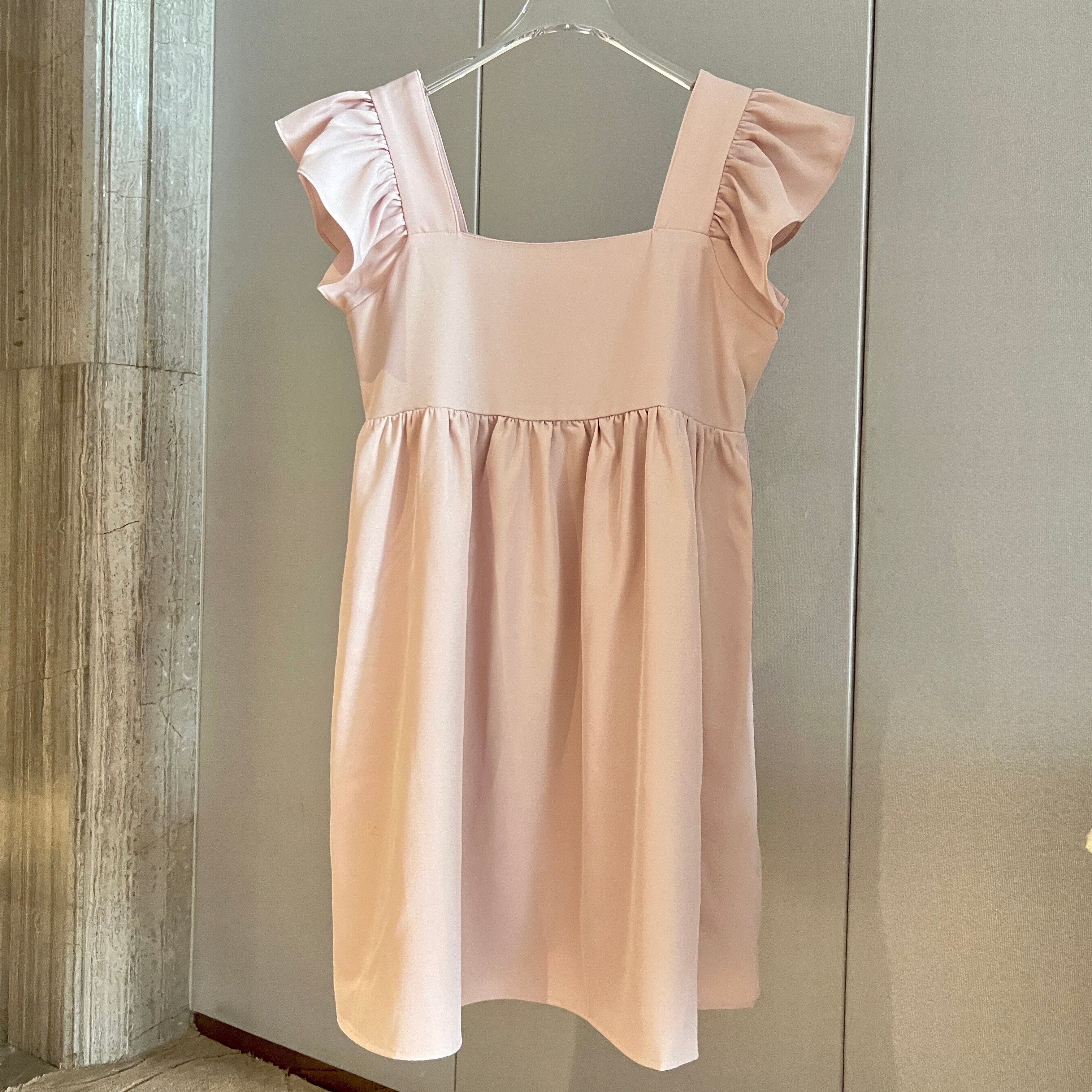 𝘾𝙃𝘼𝙍𝙈𝙀 Hannah Dress in Pink